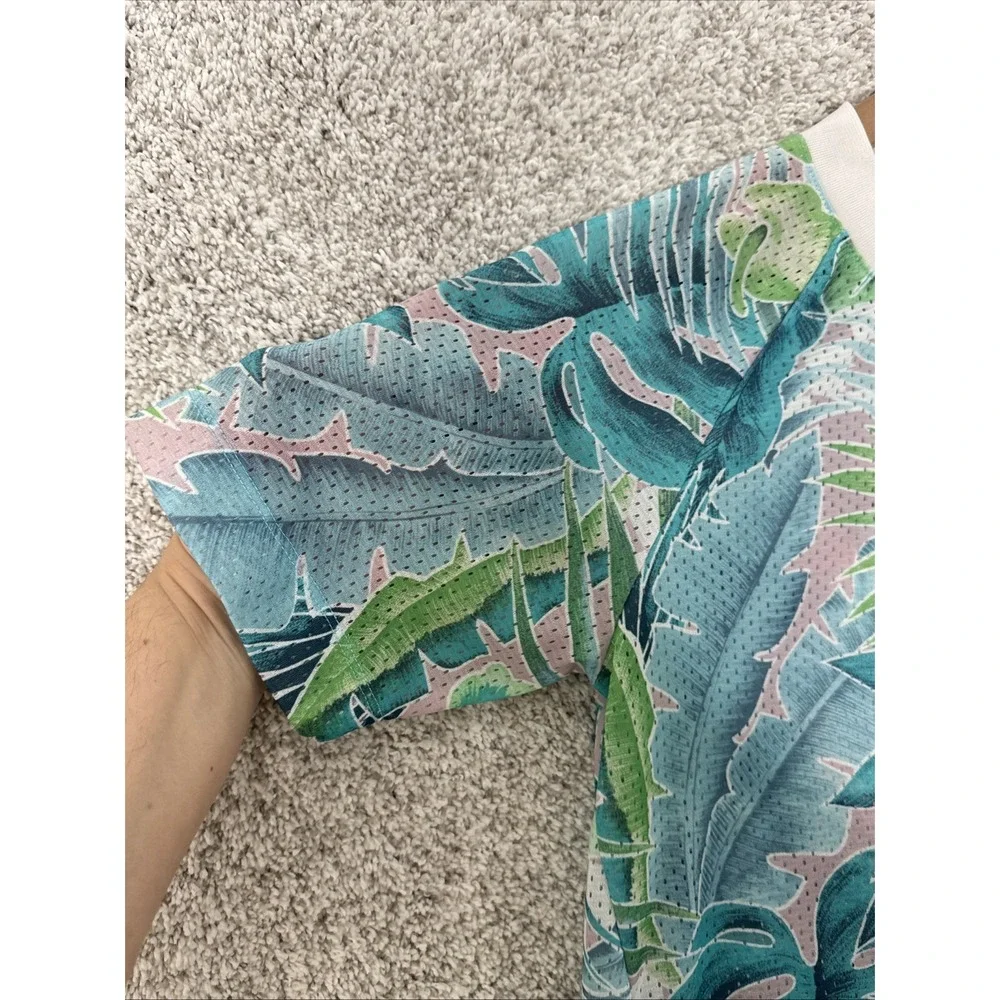 Nike‎ Mesh Floral Crop Top / XS